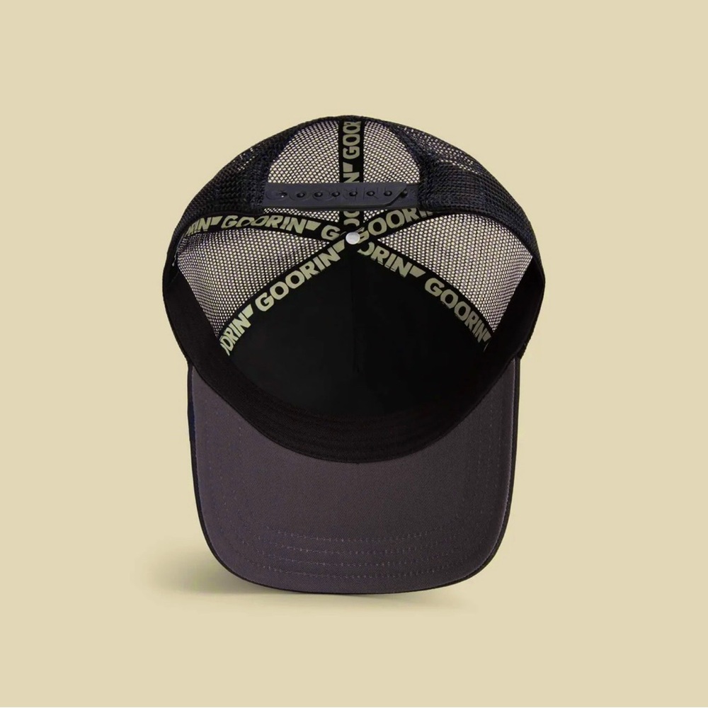 Goorin Bros Farm WINGS LEGEND Snapback Trucker Hat Black White NWT - Picture 8 of 9